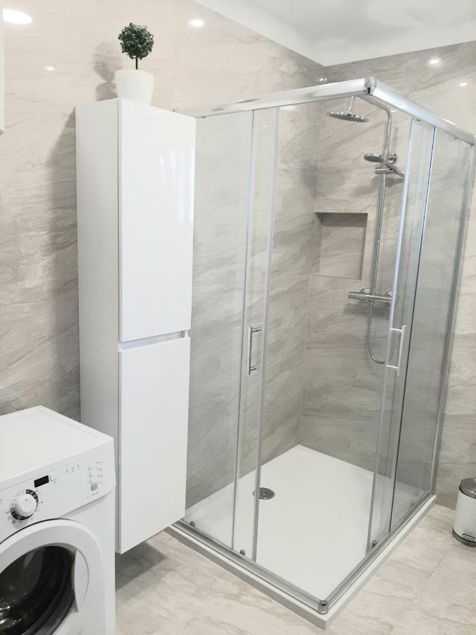 Apartments"Nika" With Private Pool Galovac  Bagian luar foto
